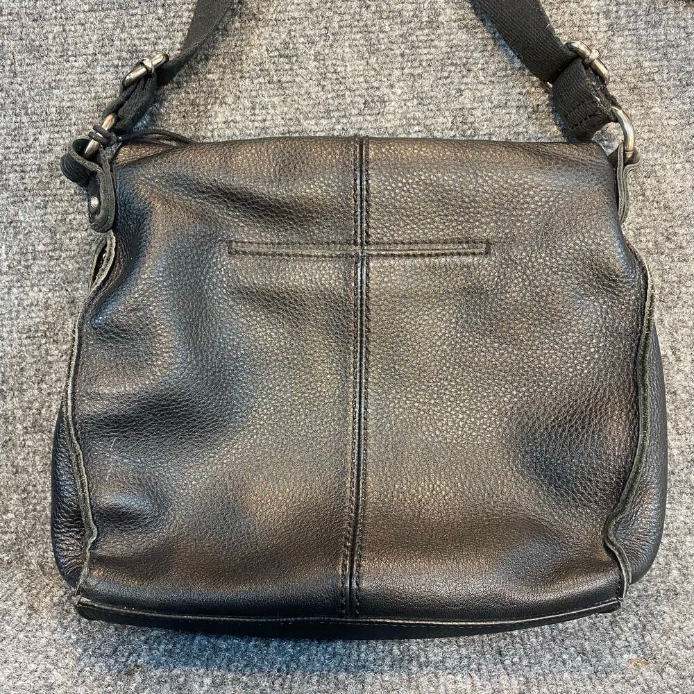 The Sak Silverlake Black Pebbled Leather Studded Crossbody Bag Purse Tassel - Picture 3 of 10